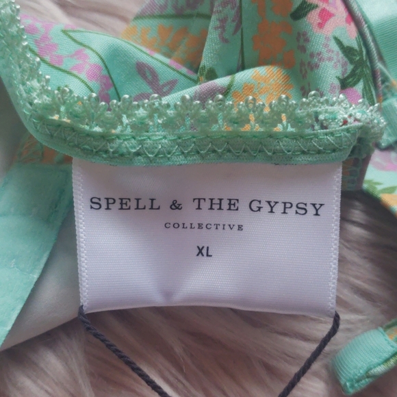 SOLD ElsewhereSpell Gypsy City Light Tri Bralett… - Picture 6 of 8